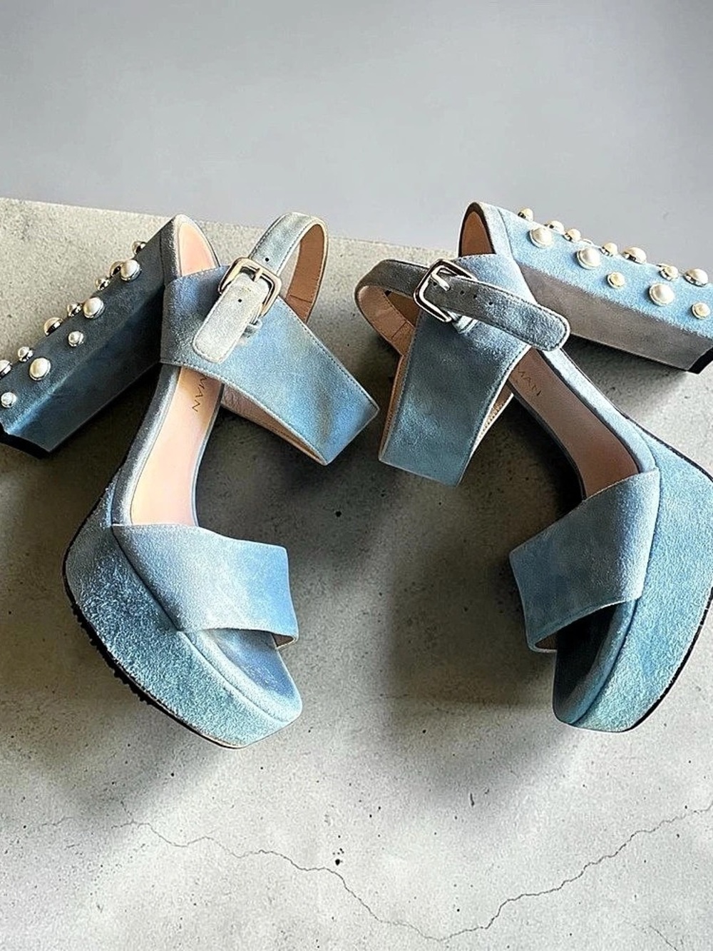 Stuart Weitzman Platform Heels 7M Blue Suede Leather Pearls